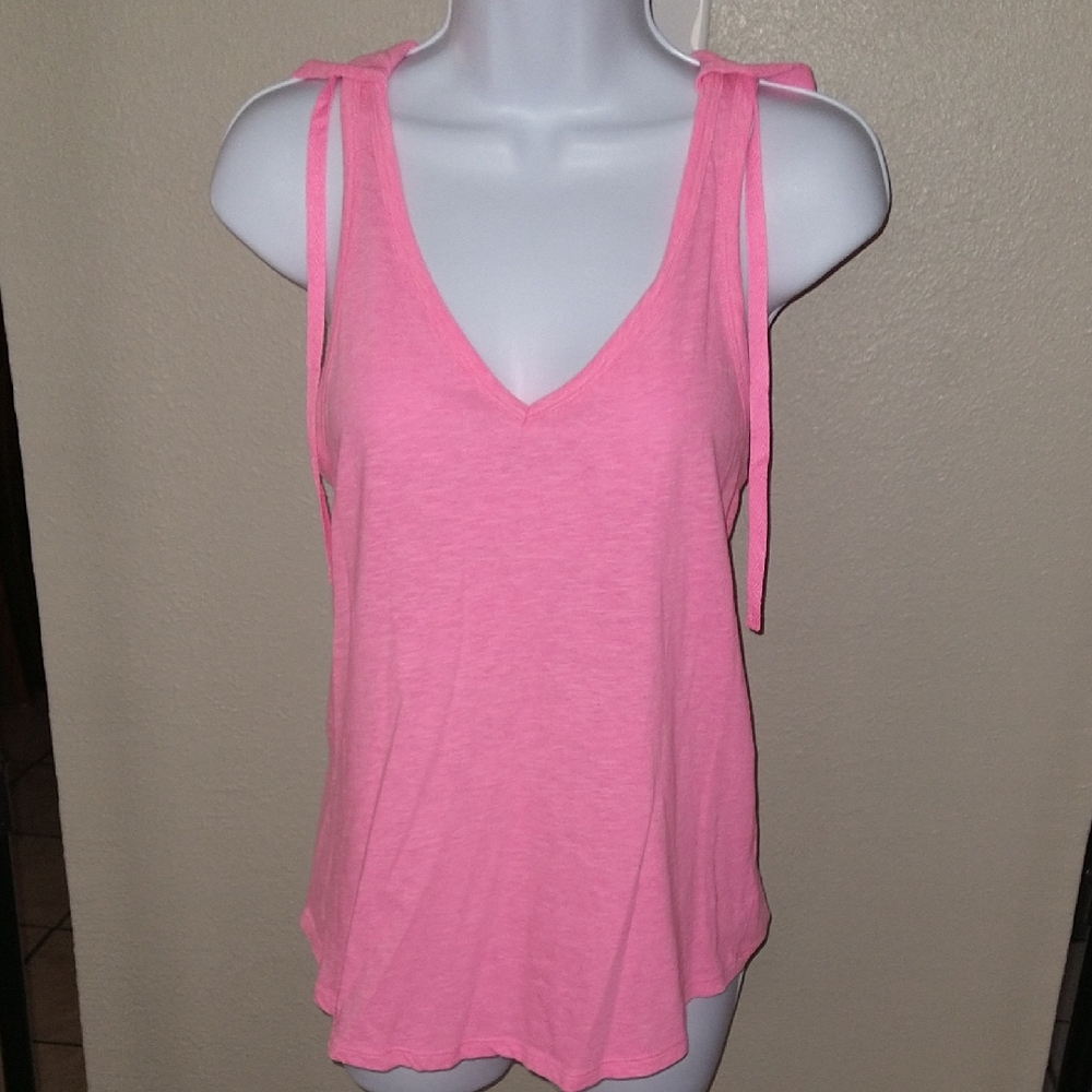 SO Pink Sleeveless V-Neck Hoodie Tank